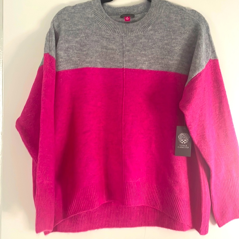 VINCE CAMUTO SWEATER